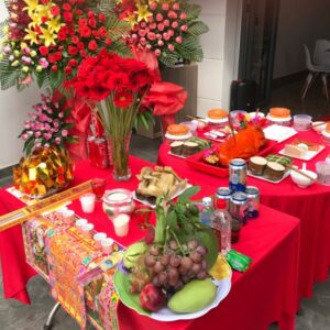 MÂM CÚNG TỔ NGHỀ