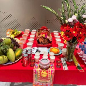 MÂM CÚNG TỔ NGHỀ