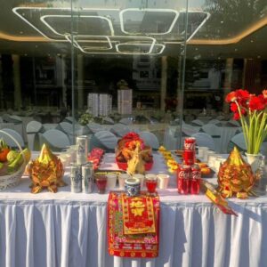 MÂM CÚNG TỔ NGHỀ